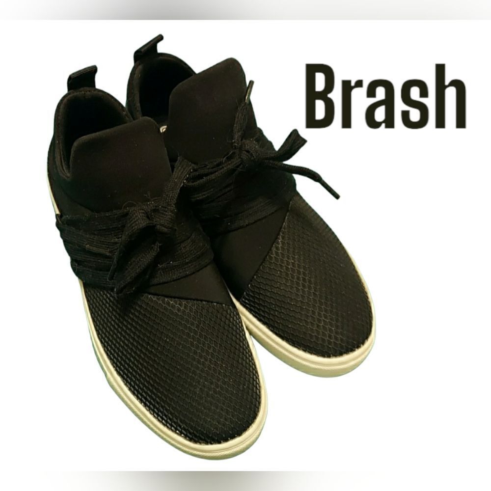 𝅺brash sneakers Black womens size 6